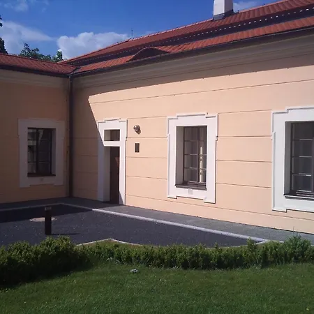 Chateau Liblice מלון 4*
