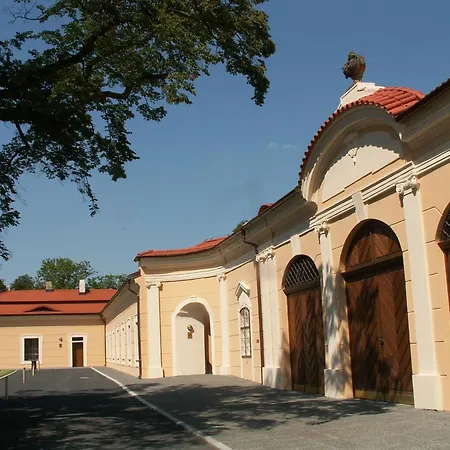Chateau Liblice מלון ביסיצה
