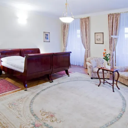 Chateau Liblice Ξενοδοχείο Byšice
