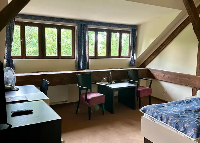 Hotel Chateau Liblice 4*