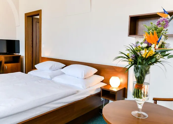 Hotel Chateau Liblice 4*